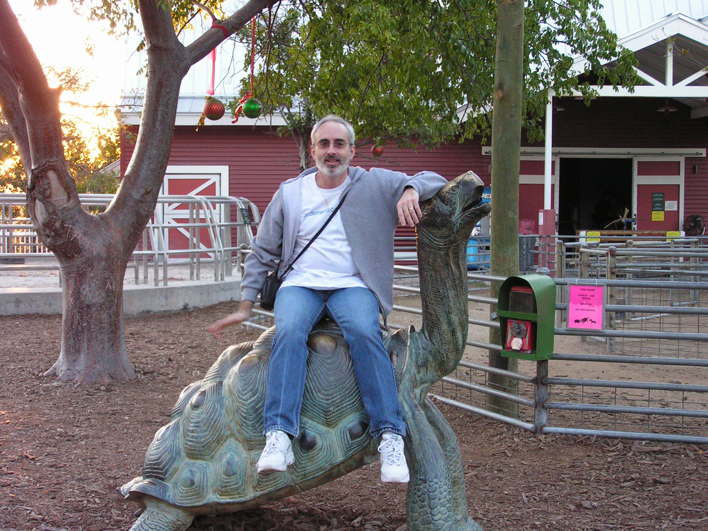 ./2006/Christmas/Parrot Jungle/PICT0068.JPG